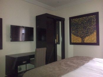 Quo Vadis Hotel Абуджа Экстерьер фото